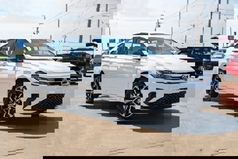 New 2025 Volkswagen Jetta Sport image 8