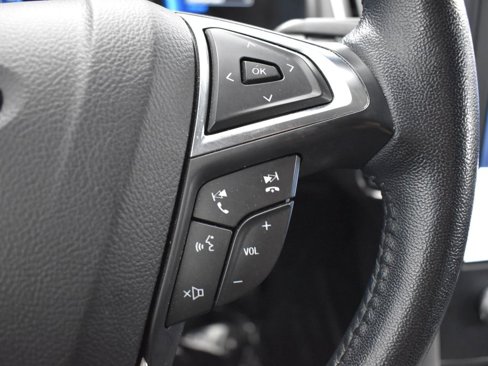 Used 2023 Ford Edge SEL image 18