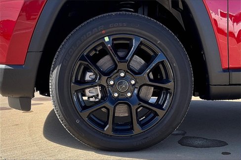 New 2025 Jeep Compass Latitude w/ Altitude Special Edition image 17