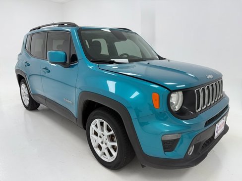 Used 2020 Jeep Renegade Latitude image 2