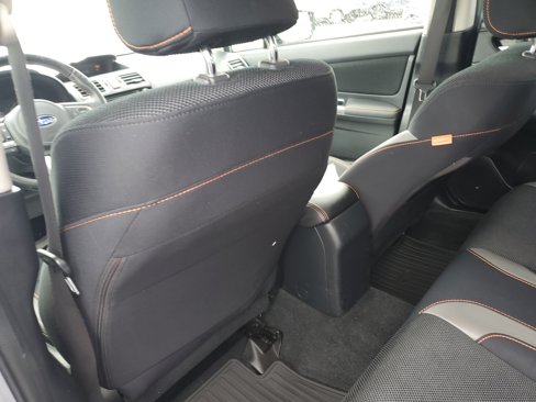 Used 2017 Subaru Crosstrek 2.0i Premium w/ Moonroof Package image 10