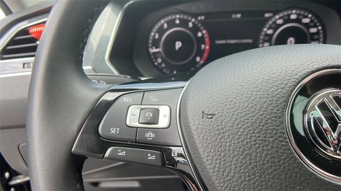 Used 2019 Volkswagen Tiguan SEL Premium R-Line image 28