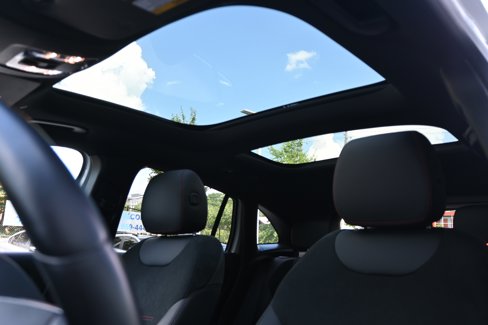 Used 2023 Mercedes-Benz GLA 250 4MATIC image 29