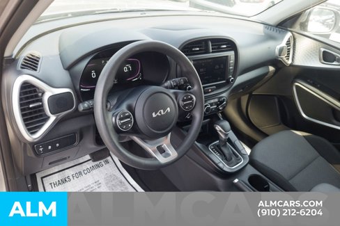 Used 2023 Kia Soul LX w/ Option Group 015 image 15