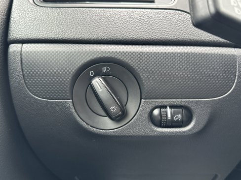Used 2015 Volkswagen Jetta S image 21