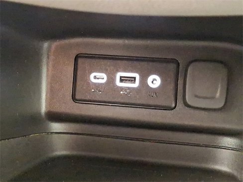 Used 2023 Chevrolet Equinox LT w/ Driver Convenience Package image 25