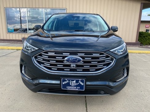 Used 2022 Ford Edge Titanium w/ Equipment Group 301A image 2