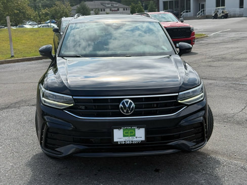 Used 2022 Volkswagen Tiguan SE R-Line image 2