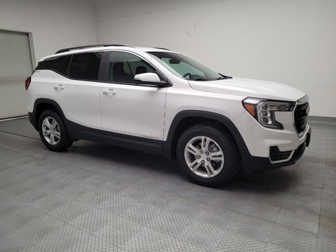 Used 2023 GMC Terrain SLE w/ Driver Convenience Package image 11