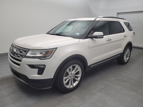 Used 2018 Ford Explorer Limited w/ Equipment Group 301A image 2