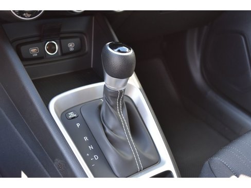 New 2025 Hyundai Venue SE image 26