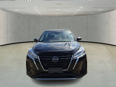 Used 2024 Nissan Kicks S image 2