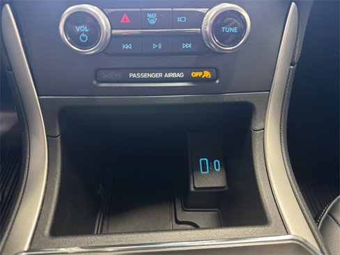 Used 2022 Ford Edge SEL w/ Convenience Package image 15