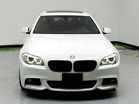 Used 2013 BMW 528i Sedan image 2
