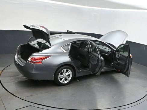 Used 2015 Nissan Altima 2.5 SV w/ Convenience Package image 50