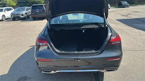 Certified 2022 Mercedes-Benz E 350 4MATIC Sedan image 34