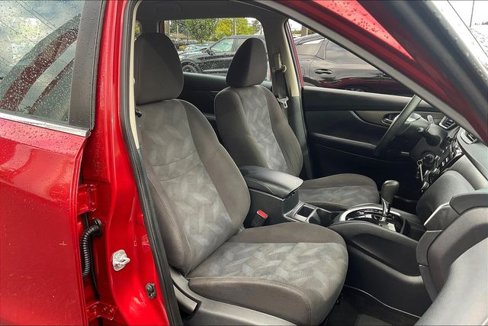 Used 2016 Nissan Rogue S image 7