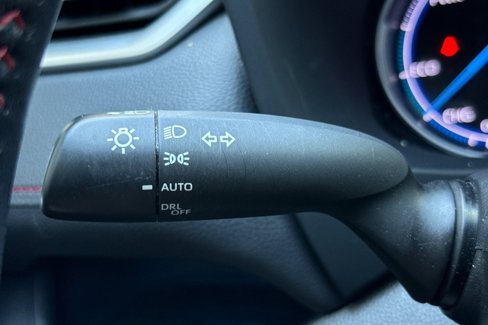 Used 2021 Toyota RAV4 XSE image 33