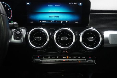Used 2021 Mercedes-Benz GLB 250 4MATIC image 16