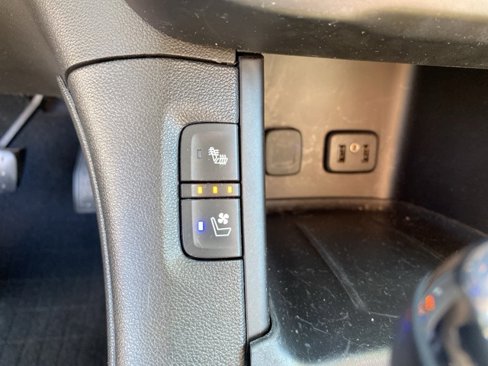 Used 2019 GMC Acadia Denali image 27