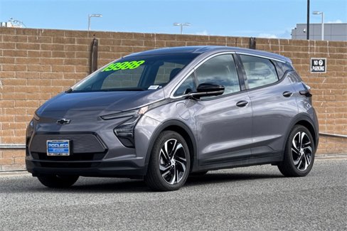 Used 2022 Chevrolet Bolt LT w/ Infotainment Package image 7