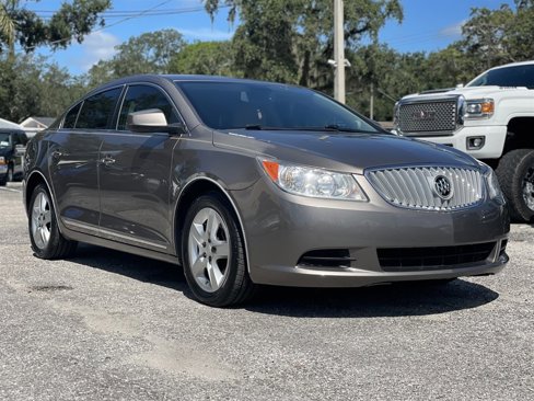 Used 2010 Buick LaCrosse CX image 18
