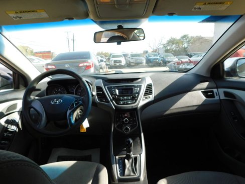 Used 2016 Hyundai Elantra SE image 33