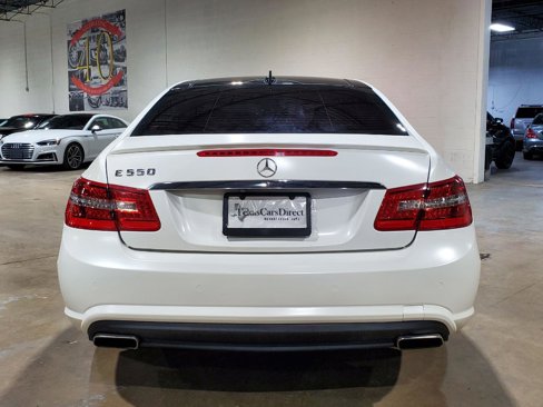 Used 2013 Mercedes-Benz E 550 Coupe image 10