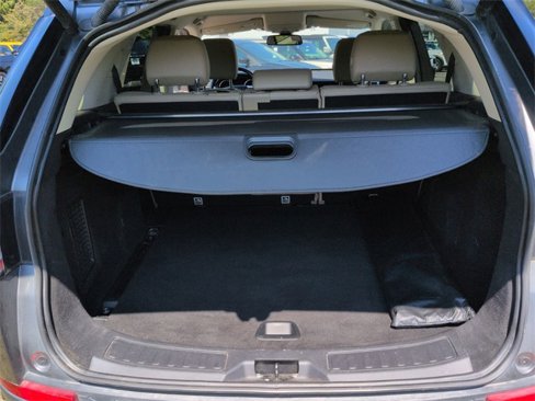 Used 2017 Land Rover Discovery Sport HSE image 31