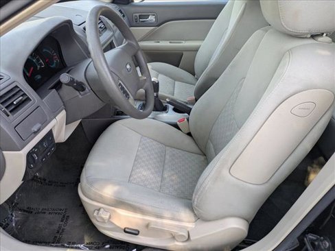 Used 2010 Ford Fusion SE image 14