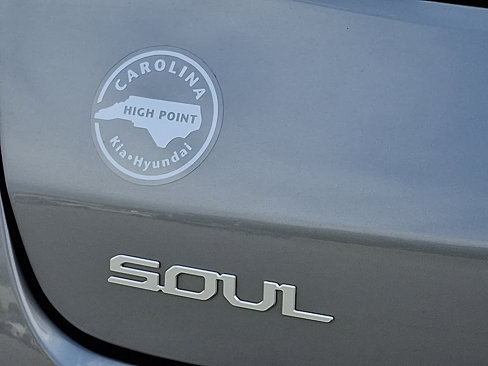 Used 2023 Kia Soul LX image 31