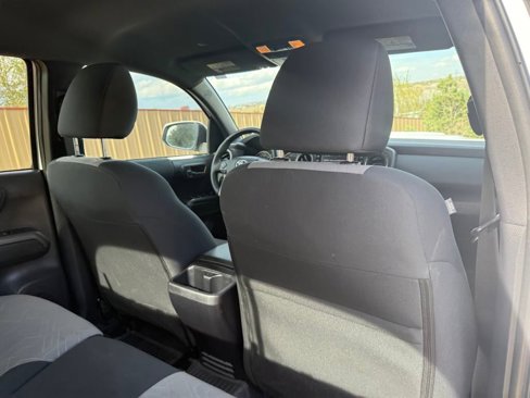 Used 2023 Toyota Tacoma TRD Sport image 25