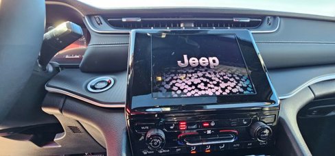 New 2025 Jeep Grand Cherokee L Altitude image 36