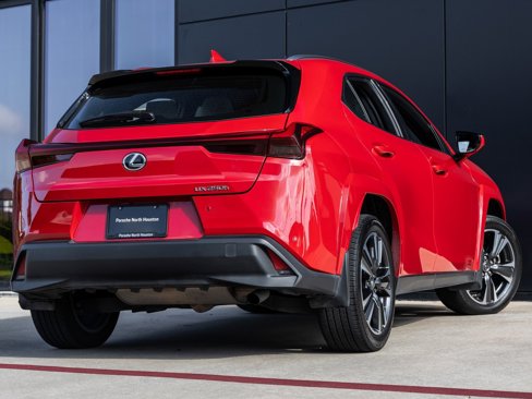 Used 2023 Lexus UX 250h FWD w/ Premium Package image 8
