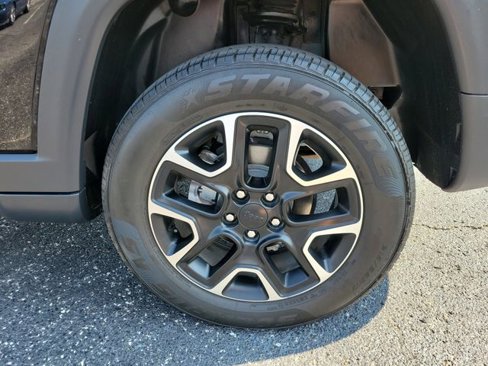 Used 2021 Jeep Compass Trailhawk image 27