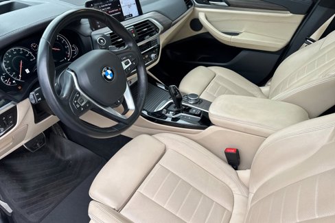 Used 2018 BMW X3 M40i image 11