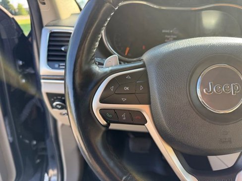 Used 2014 Jeep Grand Cherokee Limited image 16
