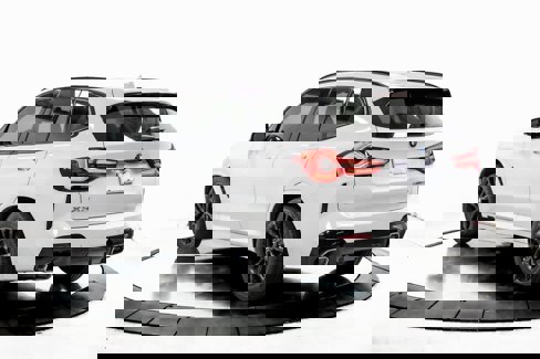 Used 2024 BMW X3 sDrive30i w/ Premium Package image 3