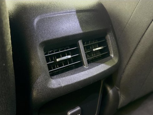 Used 2020 Chevrolet Equinox LT image 24