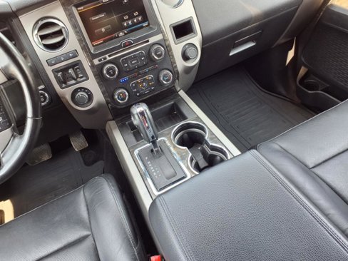 Used 2015 Ford Expedition Limited w/ Equipment Group 301A image 19