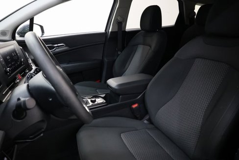 Used 2025 Kia Sportage LX image 59