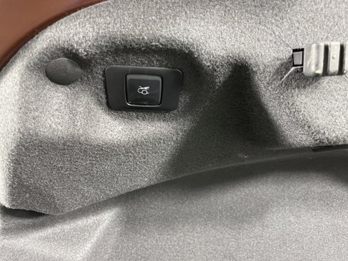 Used 2016 Lincoln MKZ Hybrid image 19