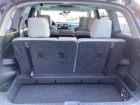 Used 2016 Honda Pilot Touring image 19