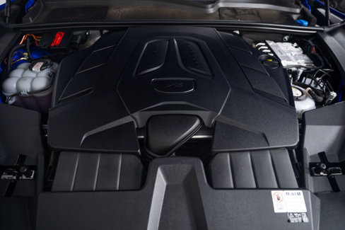 Used 2024 Porsche Cayenne E-Hybrid image 24