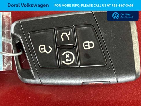 Used 2023 Volkswagen Taos SE w/ Panoramic Sunroof Package image 28