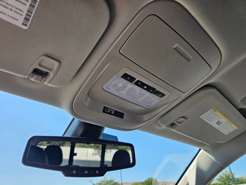 Used 2022 GMC Canyon Denali image 25