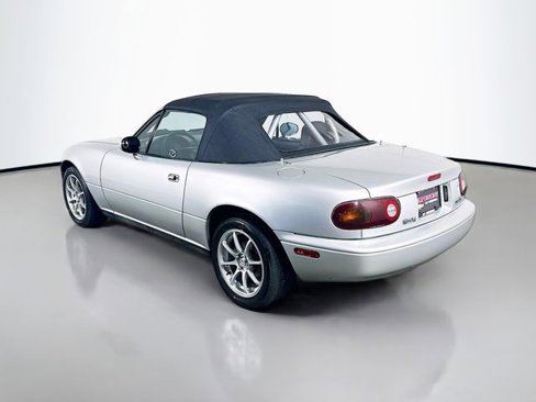 Used 1990 MAZDA MX-5 Miata image 8