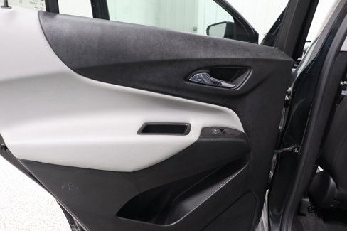 Used 2019 Chevrolet Equinox LS w/ LS Convenience Package image 23
