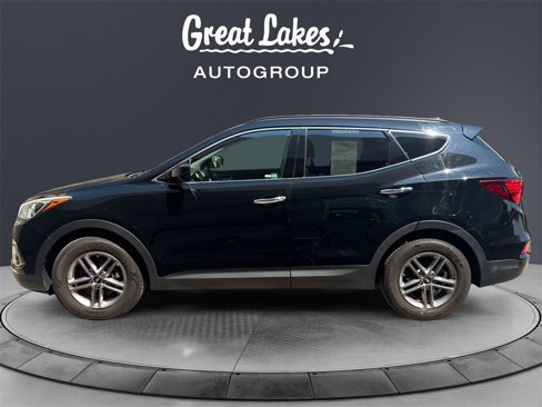 Used 2017 Hyundai Santa Fe Sport image 2