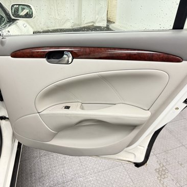 Used 2008 Buick Lucerne CXL w/ Luxury Package image 19
